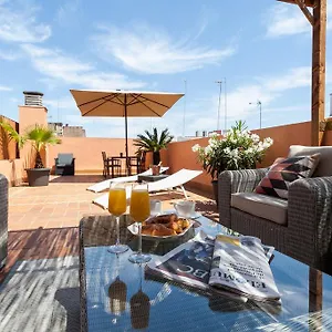 la-banda-spaces-luxury-rooftop-apartment.es-andalucia.com/